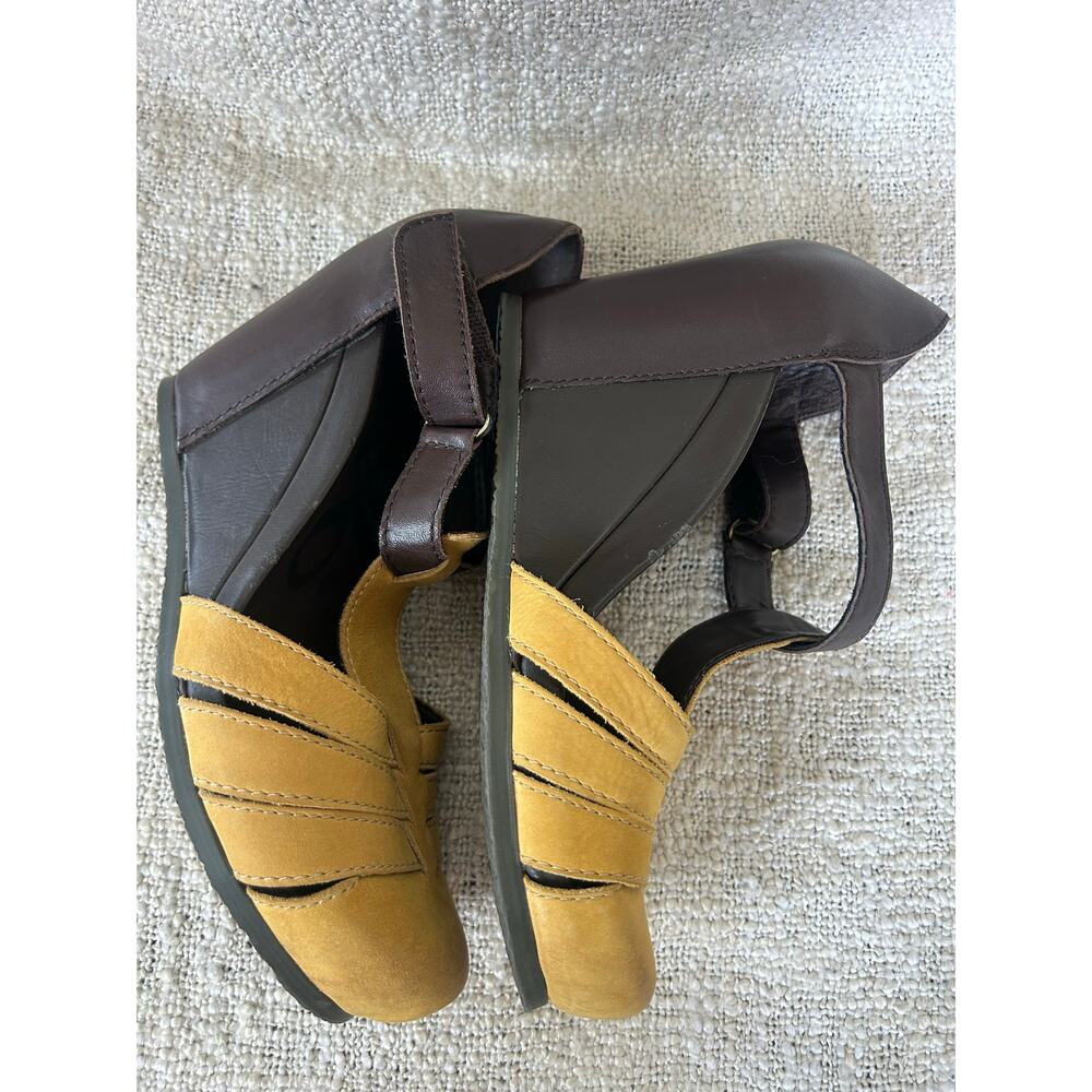 OTBT Ripley Yellow and Brown Leather Wedges size 7.5 - Picture 9 of 10